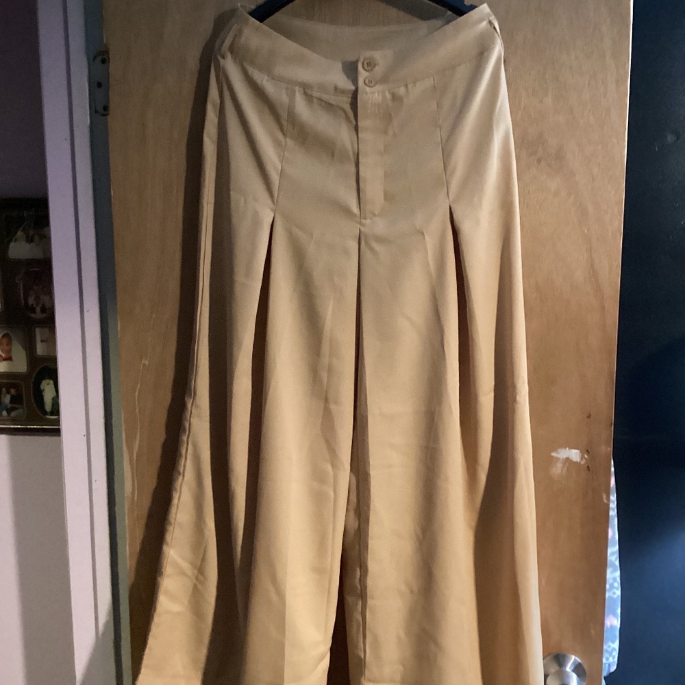 Women’s dress pants
